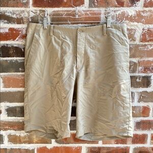 Nike Tan Flat Front Dri-Fit Golf Shorts Size 36 Standard Fit